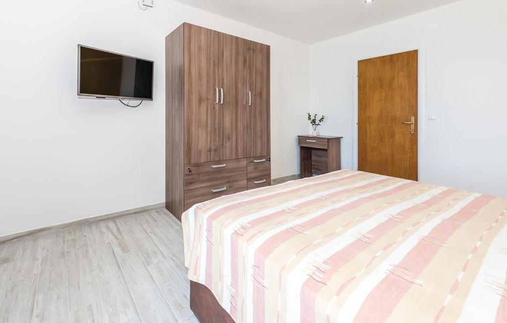 Apartments Lord Pirovac Exterior foto
